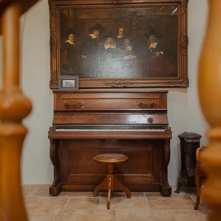 Grande Maison, Bordure Foret, La Citadelle * Molieres-sur-Ceze